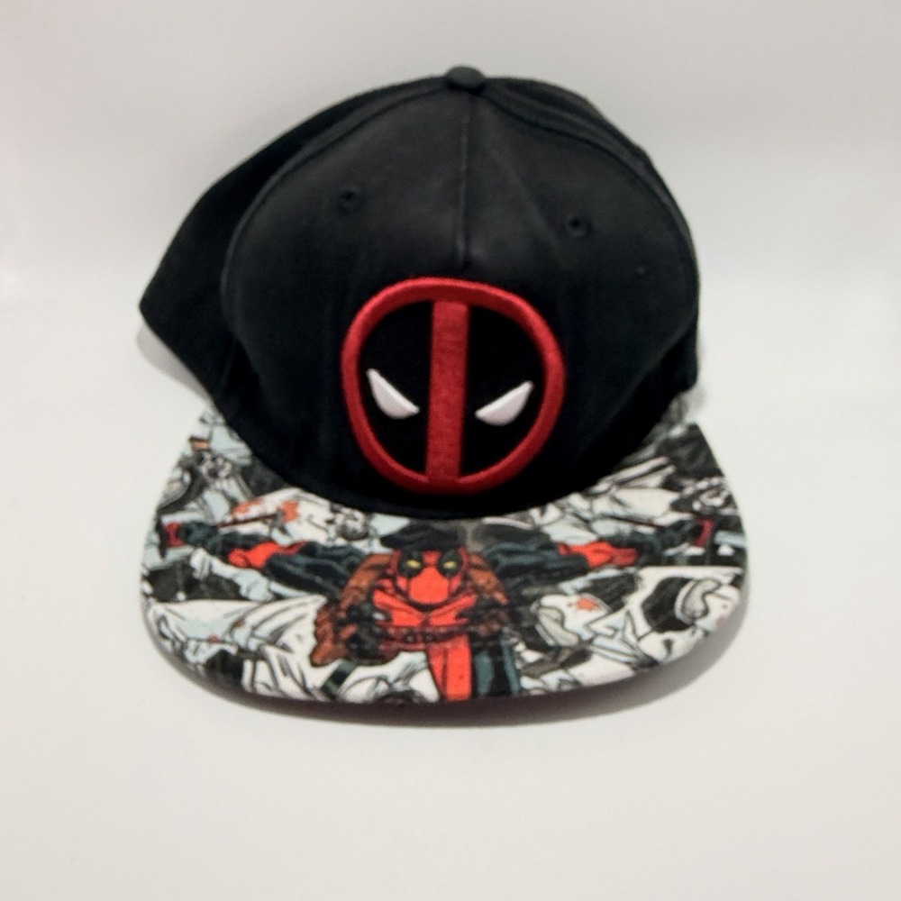 Marvel Deadpool Hat Cap Snap Back Black Graphic Brim Mens One Size Logo Comic